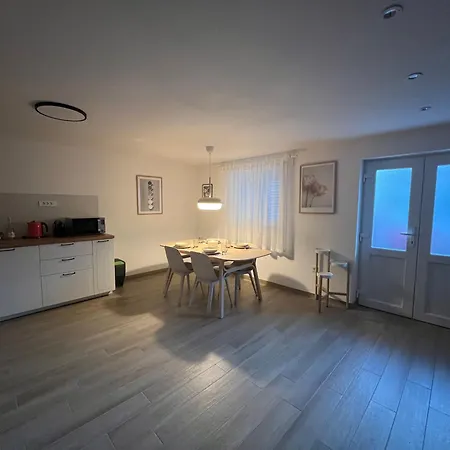 Lady Di Apartment Makarska Exterior photo